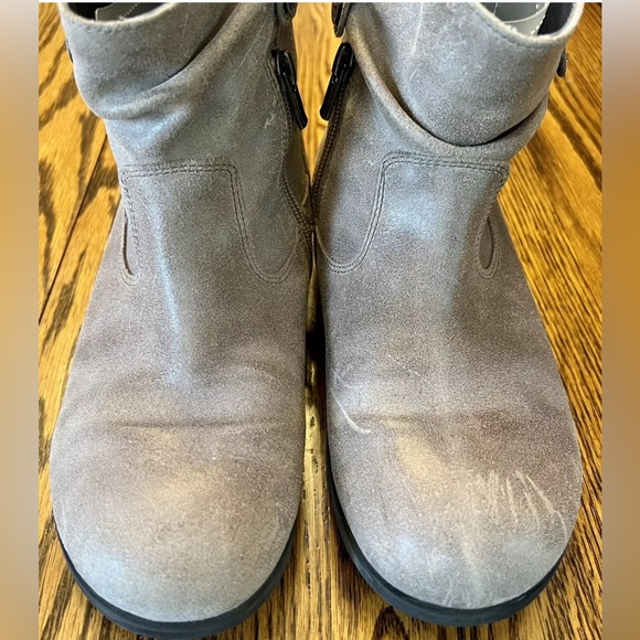 Birkenstock Womens Size 6 EU 37 Ankle Bootie Boots Sarnia Taupe Leather Side Zip - Picture 4 of 8